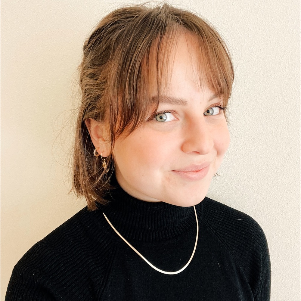 Meet your Posher, Julia